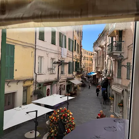 Via Corradi